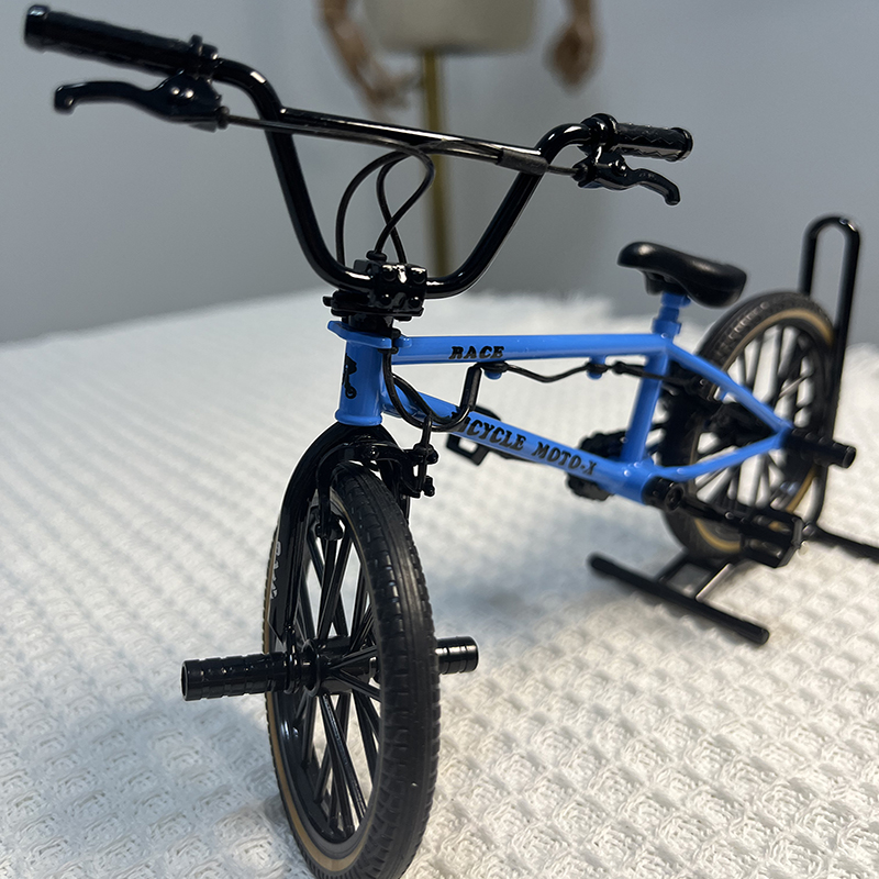 Mountain Biking Blue Mountains - 1:8 Mini Model Legering Fiets Met